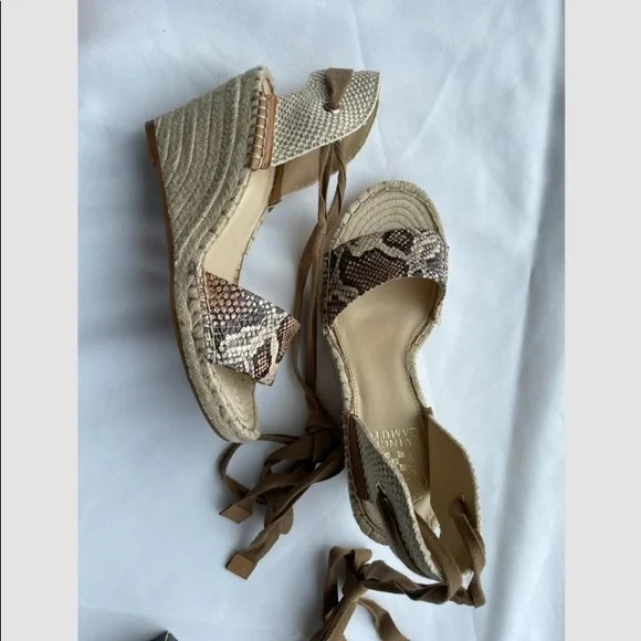 VINCE CAMUTO, NEW WOVEN WEDGE WOMEN SANDAL, - Picture 5 of 7